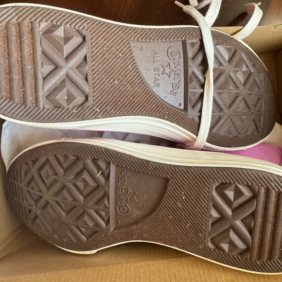 Converse Chuck 70 Purple with Embroidered Flowers Womens 9 - Picture 9 of 9